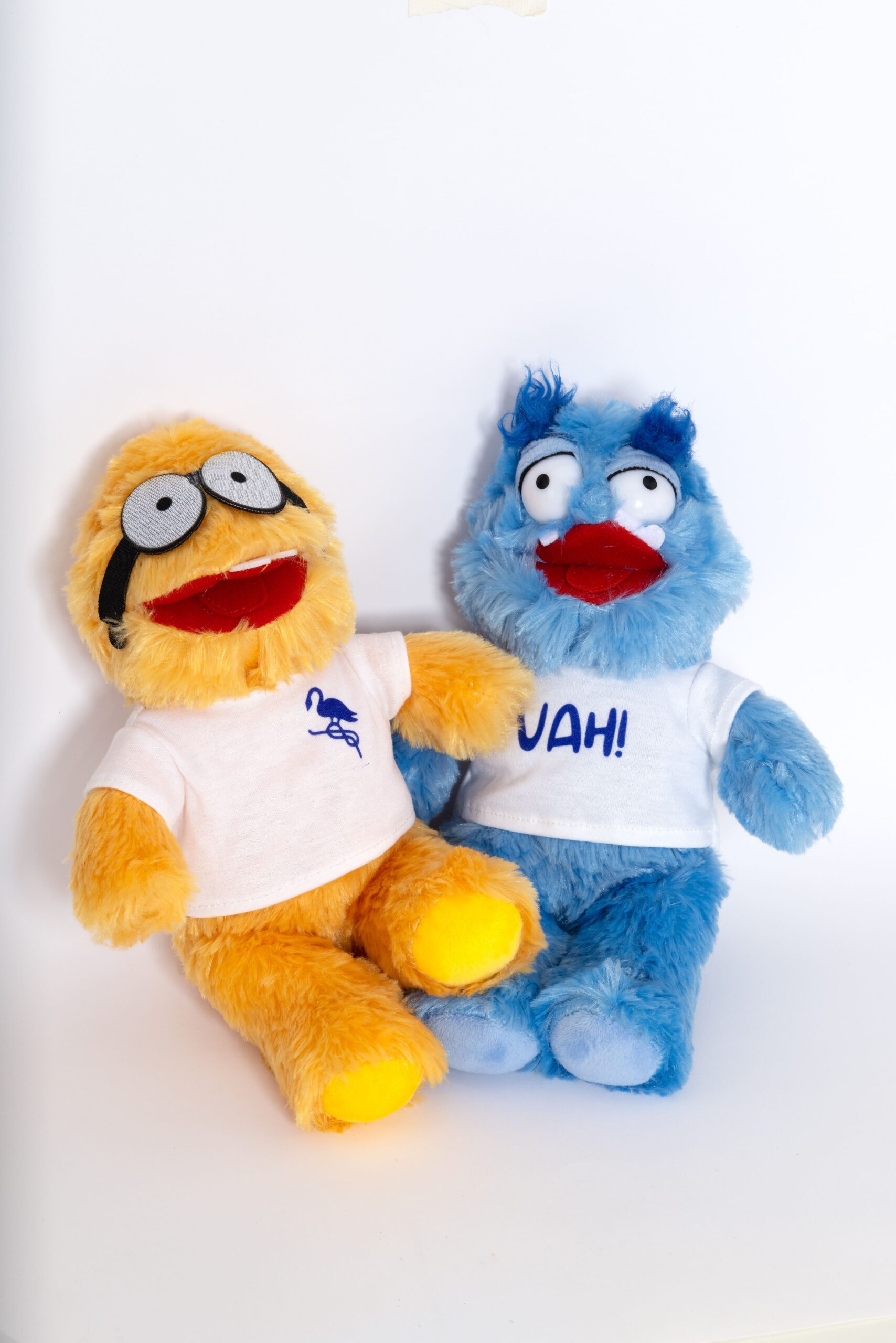 Pack Mascotas UAH: Peluches Neurona + Hormona